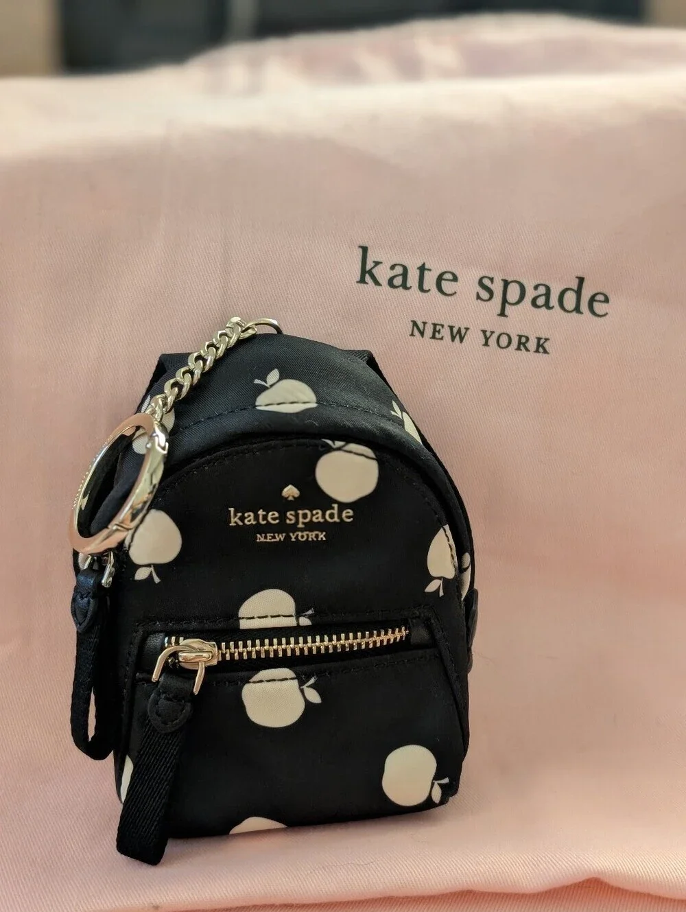 Kate Spade Set ♠️ Apple Print Chelsea Medium Black Backpack & micro Bag Charm